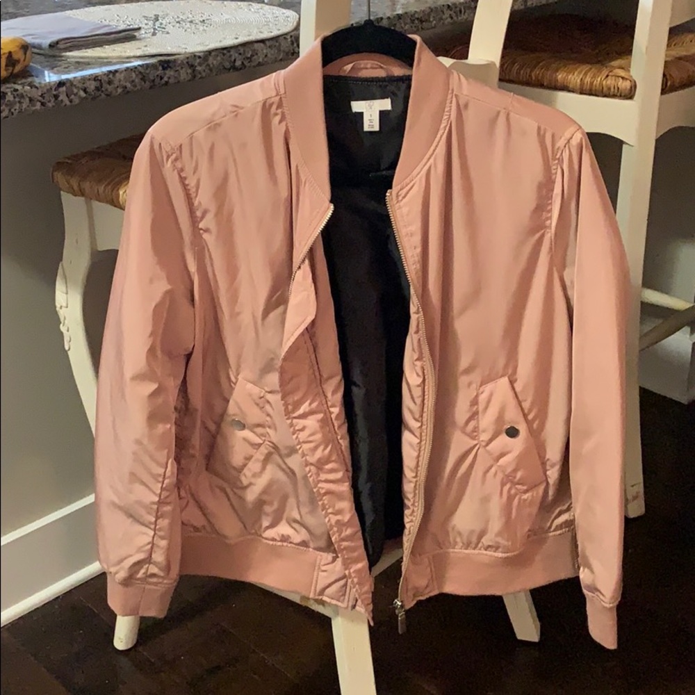 BP windbreaker jacket